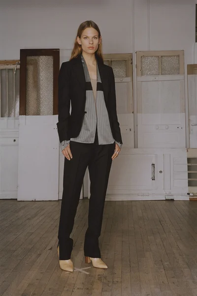 Look 15